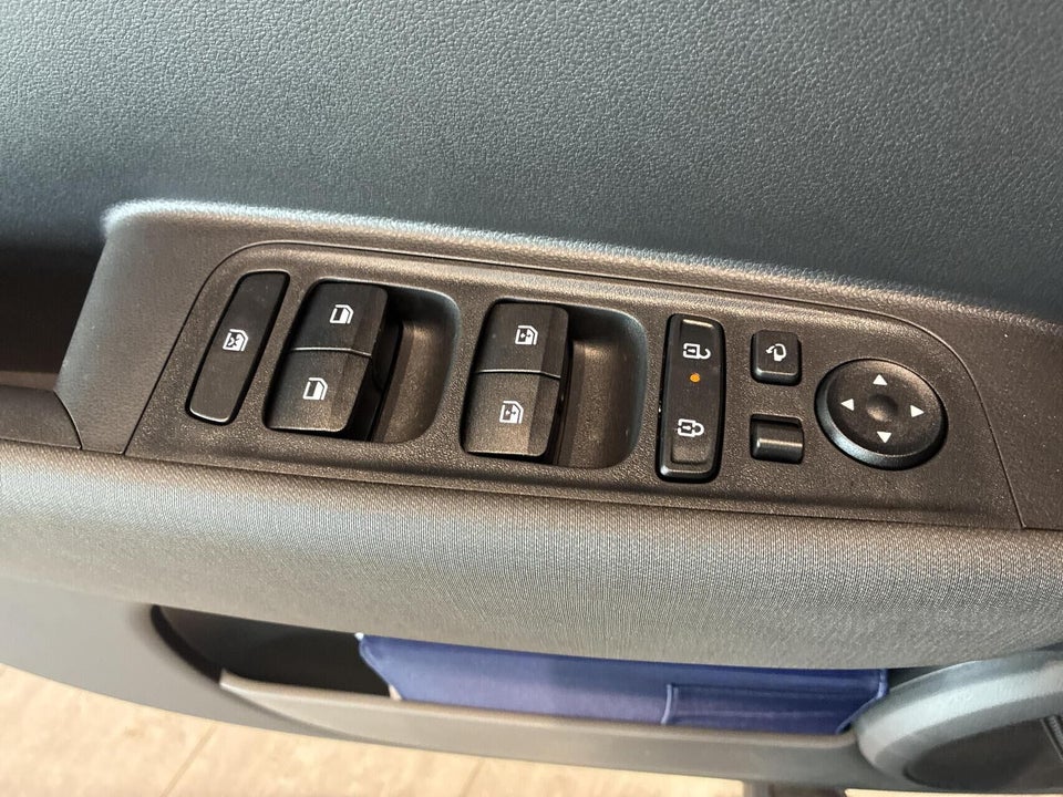Hyundai Inster 49 Pixel 5d