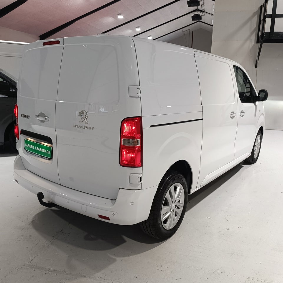 Peugeot Expert 2,0 BlueHDi 144 L2 Premium EAT8 Van