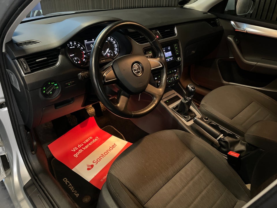 Skoda Octavia 2,0 TDi 150 Ambition Combi 5d