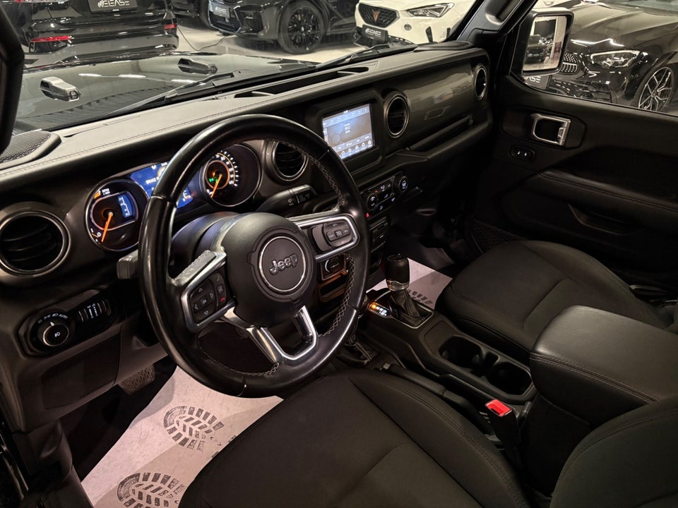 Jeep Wrangler Unlimited 2,0 T Sahara aut. 4x4 5d