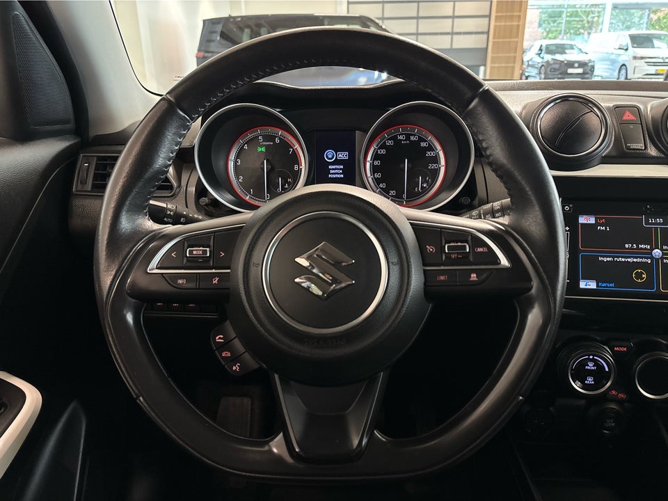 Suzuki Swift 1,0 Boosterjet SHVS Exclusive 5d