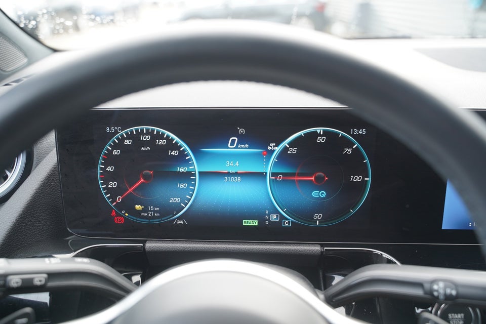 Mercedes EQA250 Progressive 5d