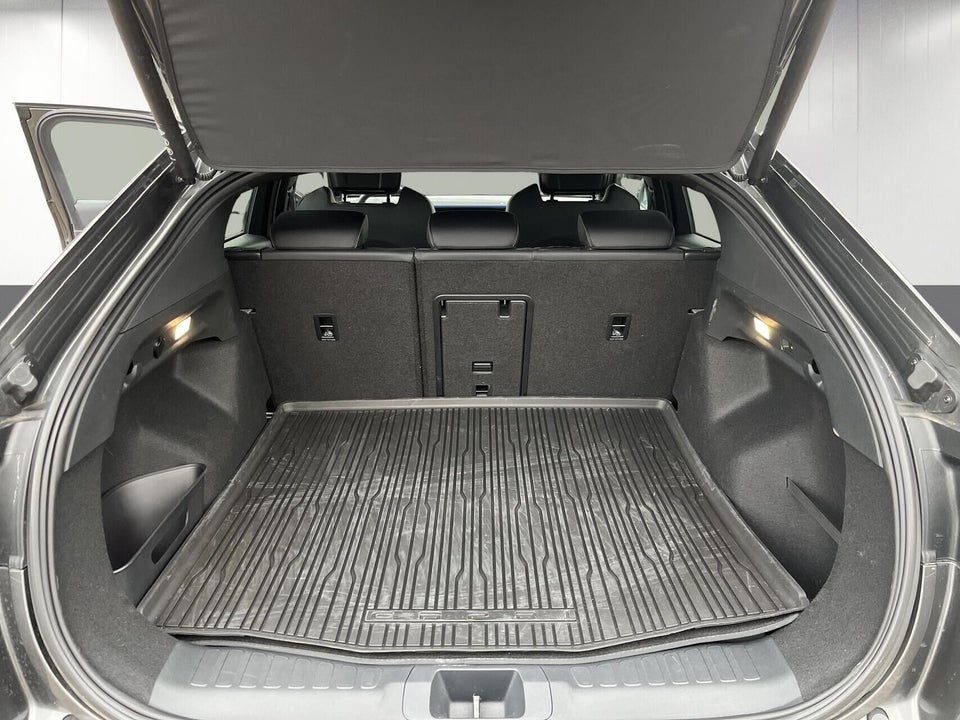 Ford Capri 77 Premium Extended Range 5d