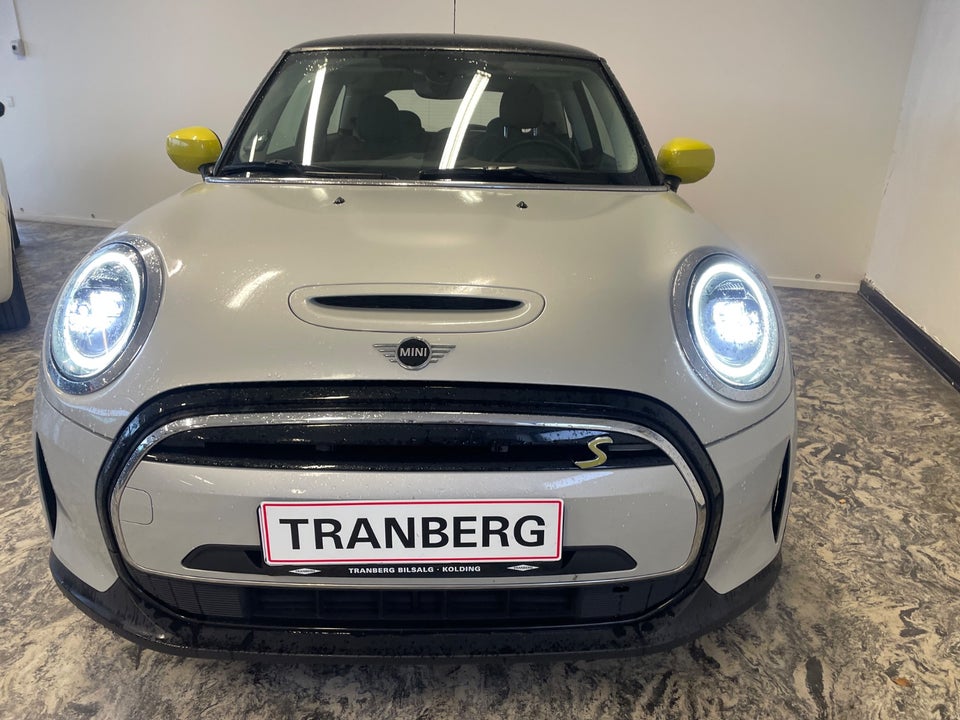 MINI Cooper SE Classic Trim 3d