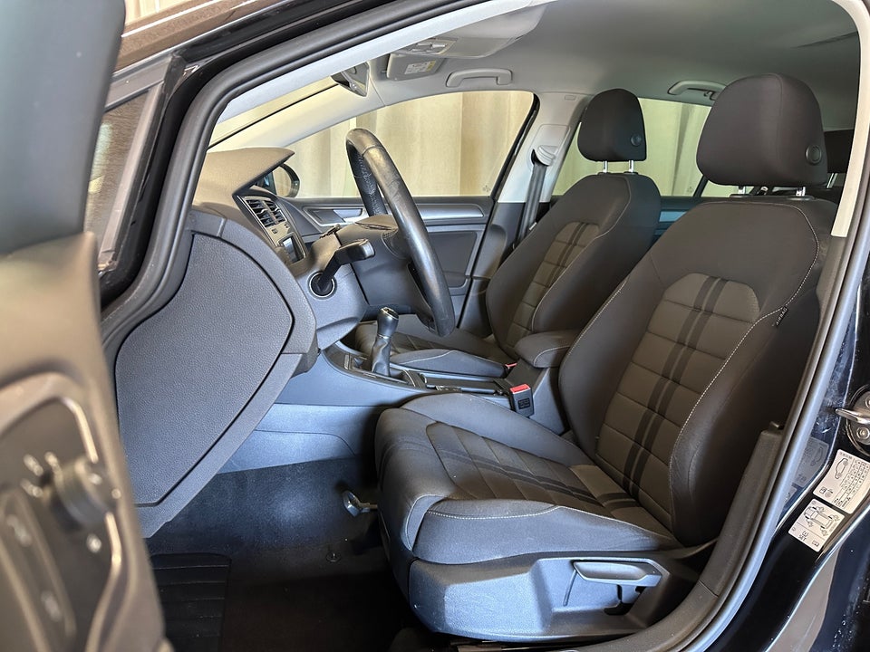 VW Golf VII 1,6 TDi 110 Style BM 5d