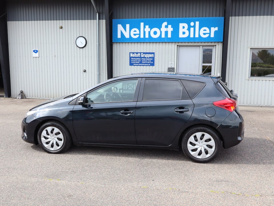 Toyota Auris 2,0 D-4D T4 5d
