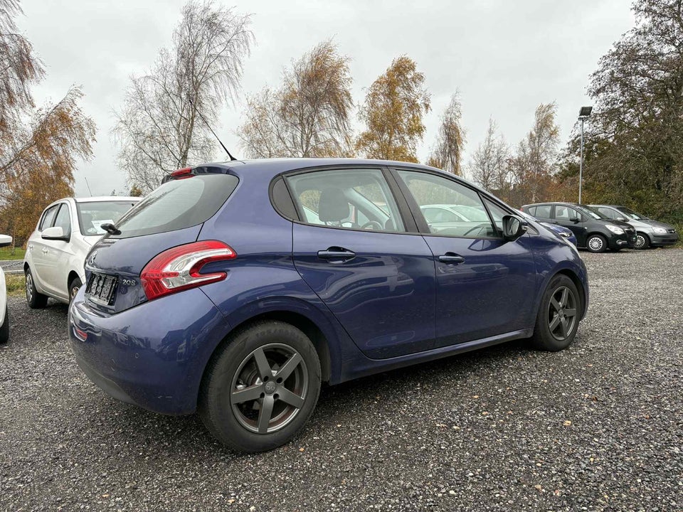 Peugeot 208 1,4 VTi Access 5d