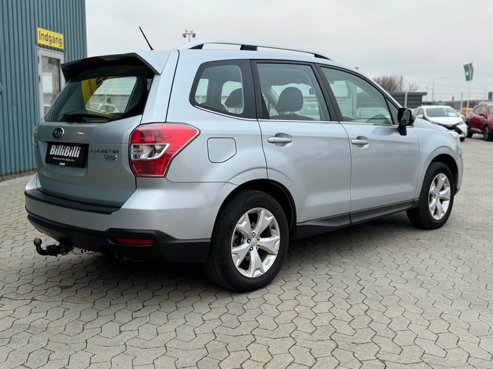 Subaru Forester 2,0 D X AWD 5d