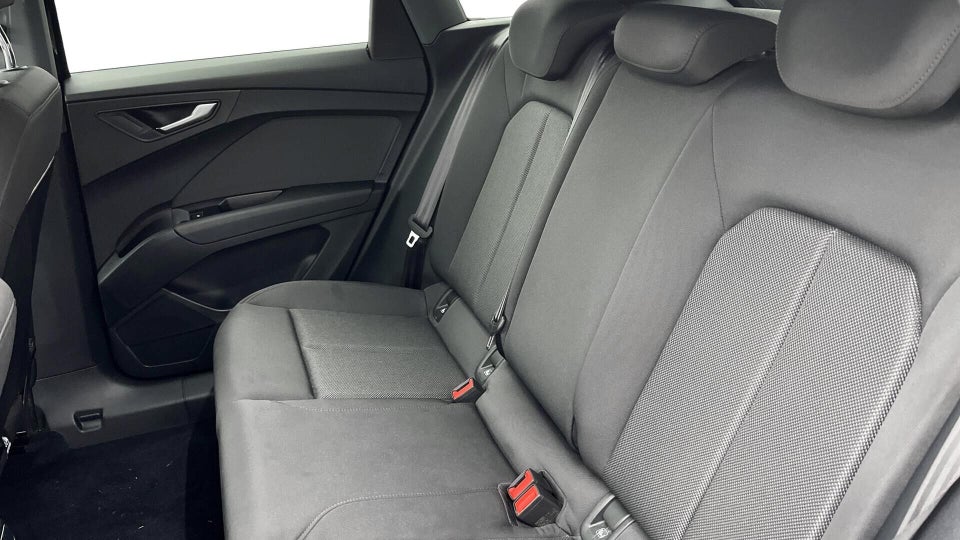 Audi Q4 e-tron 35  5d