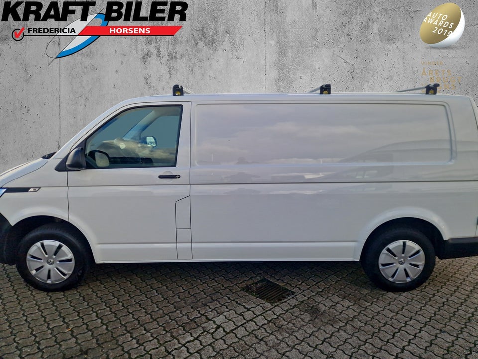 VW Transporter 2,0 TDi 110 Kassevogn lang