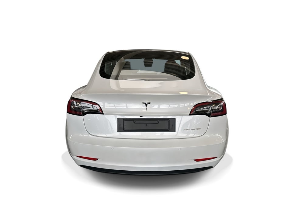 Tesla Model 3 Long Range AWD 4d