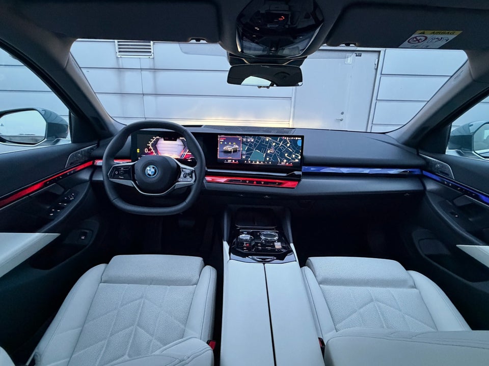 BMW i5 eDrive40 Fully Charged 4d