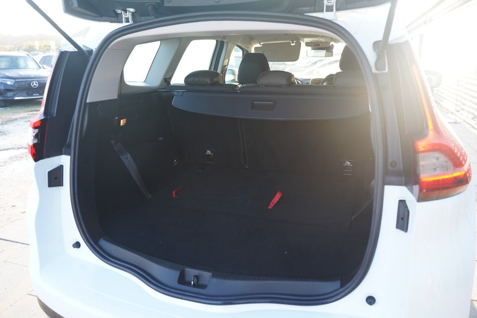 Renault Grand Scenic IV 1,5 dCi 110 Intens EDC 7prs 5d