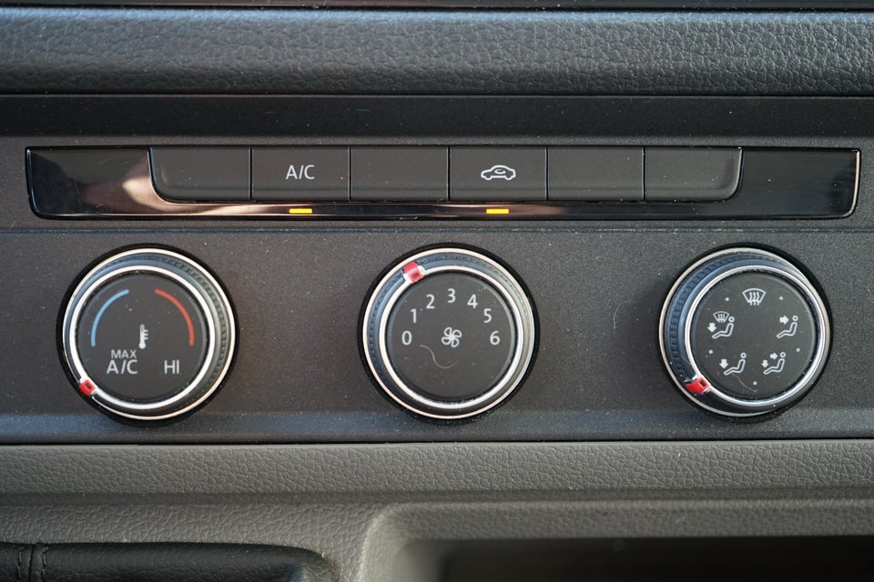 VW Crafter 35 2,0 TDi 140 Kassevogn L3H1