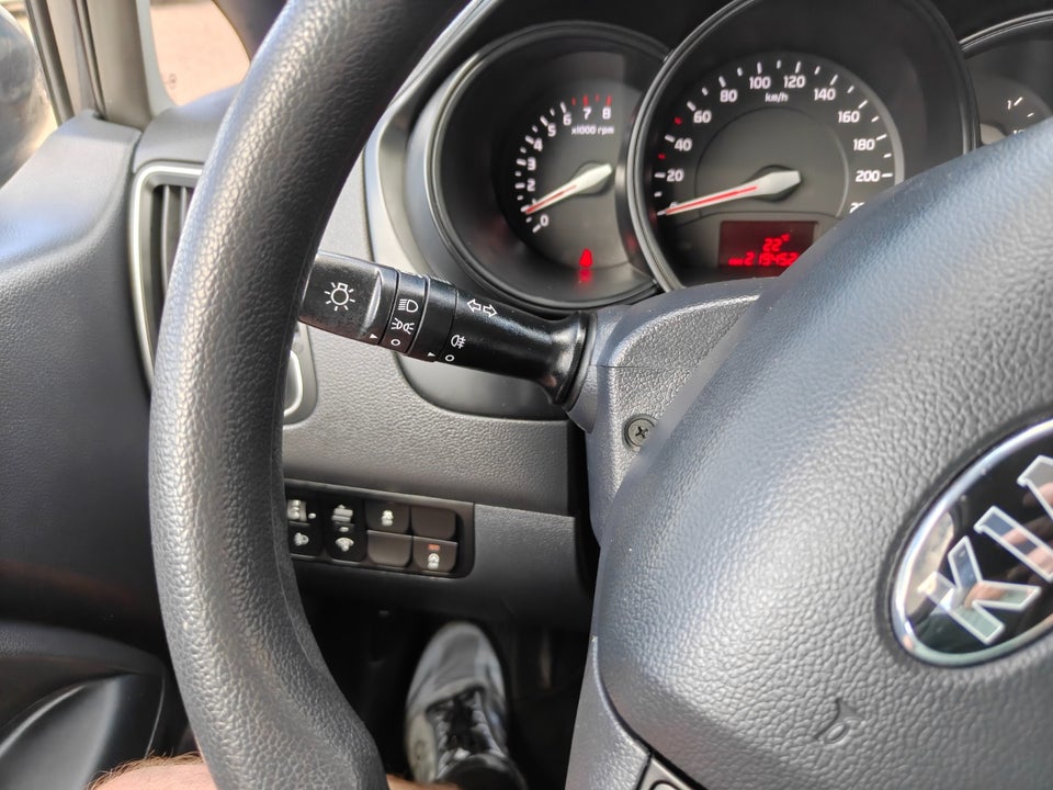 Kia Rio 1,2 CVVT Style+ 5d