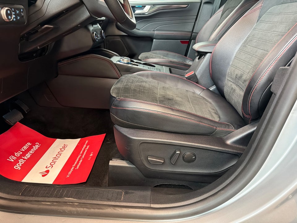 Ford Kuga 2,5 PHEV ST-Line CVT 5d