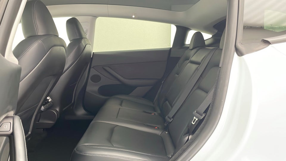 Tesla Model Y Long Range AWD 5d