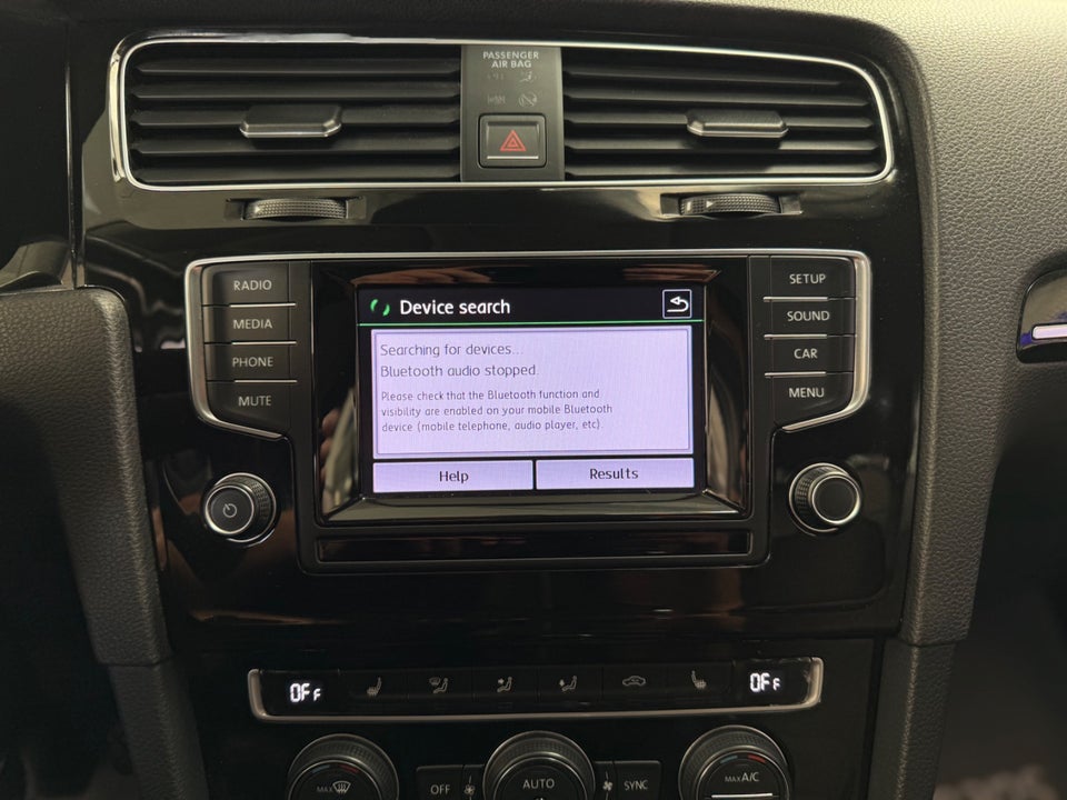 VW Golf VII 1,4 TSi 122 Highline Variant BMT 5d