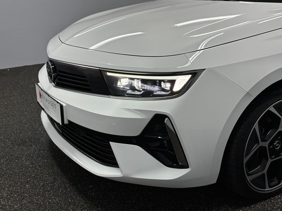 Opel Astra 1,6 PHEV Ultimate aut. 5d
