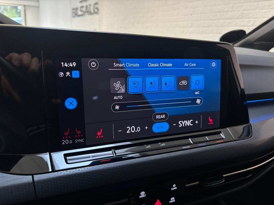 VW Golf VIII 1,4 GTE DSG 5d