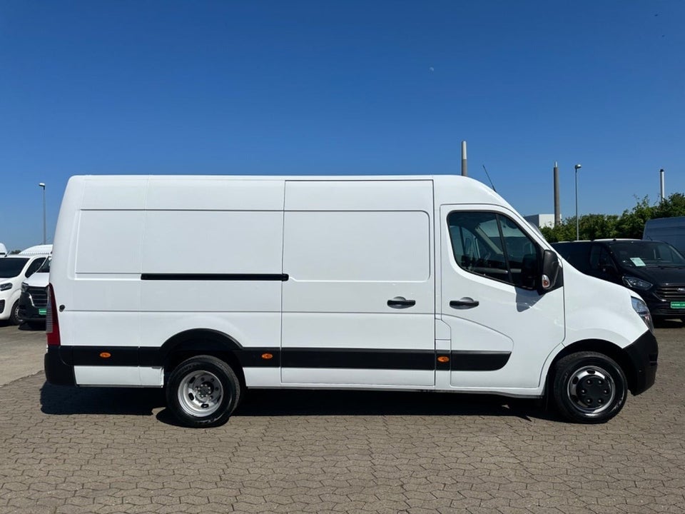 Nissan NV400 2,3 dCi 165 L3H2 Working Star RWD