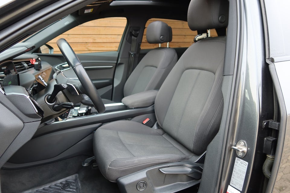 Audi e-tron 50 S-line Prestige quattro 5d