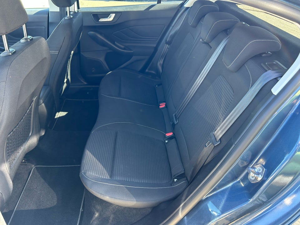 Ford Focus 1,0 EcoBoost mHEV Titanium 5d