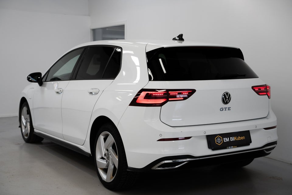 VW Golf VIII 1,4 GTE DSG 5d