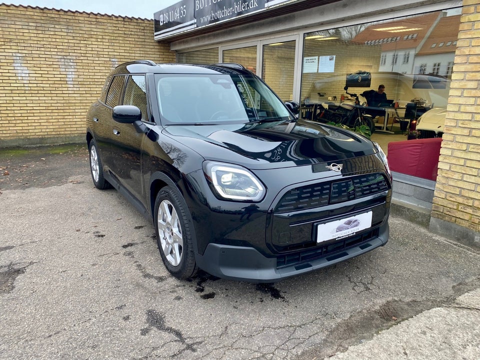 MINI Countryman E Classic Trim M 5d