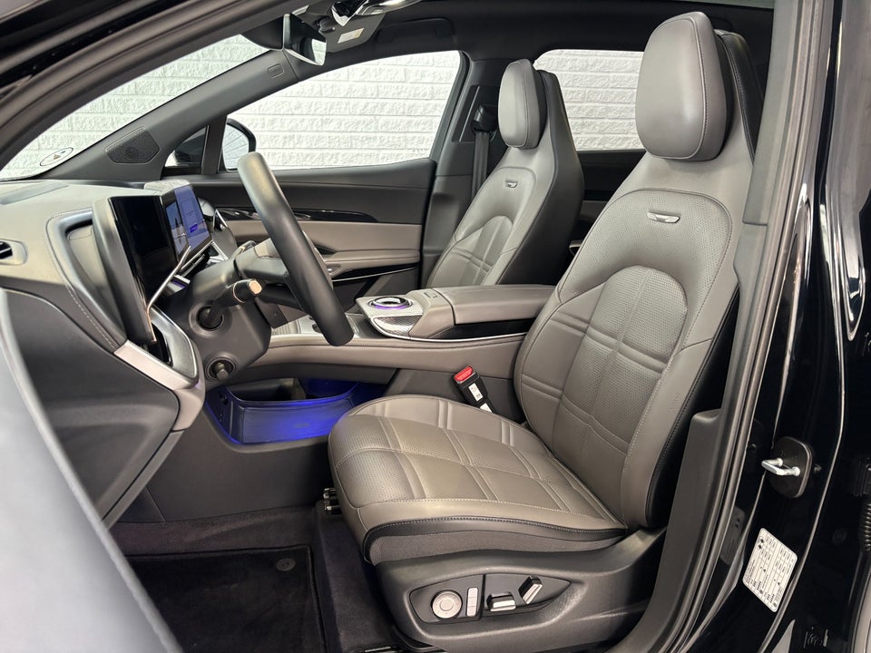 Hongqi EHS7 111 Exclusive 5d