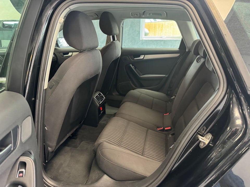 Audi A4 2,0 TDi 143 Avant Multitr. 5d