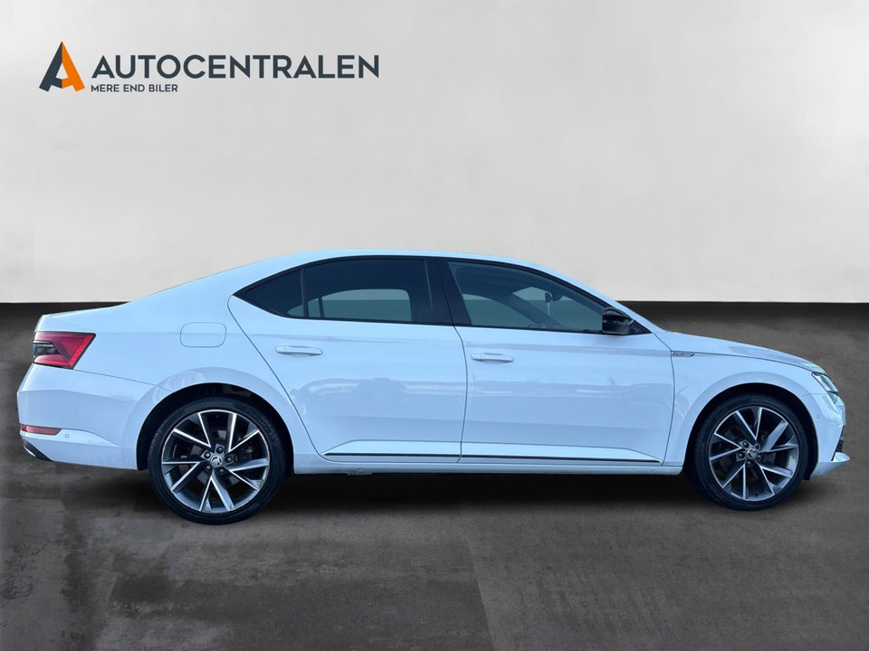 Skoda Superb 1,4 TSi iV Sportline DSG 5d