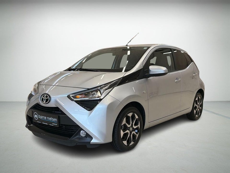 Toyota Aygo 1,0 VVT-i x-press 5d