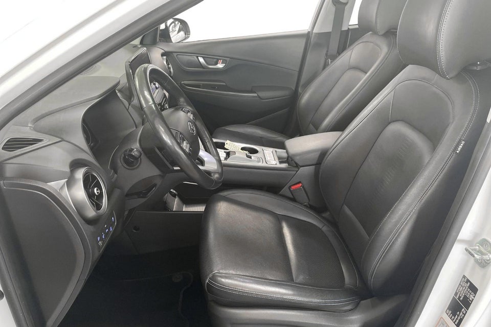 Hyundai Kona 64 EV Exclusive 5d