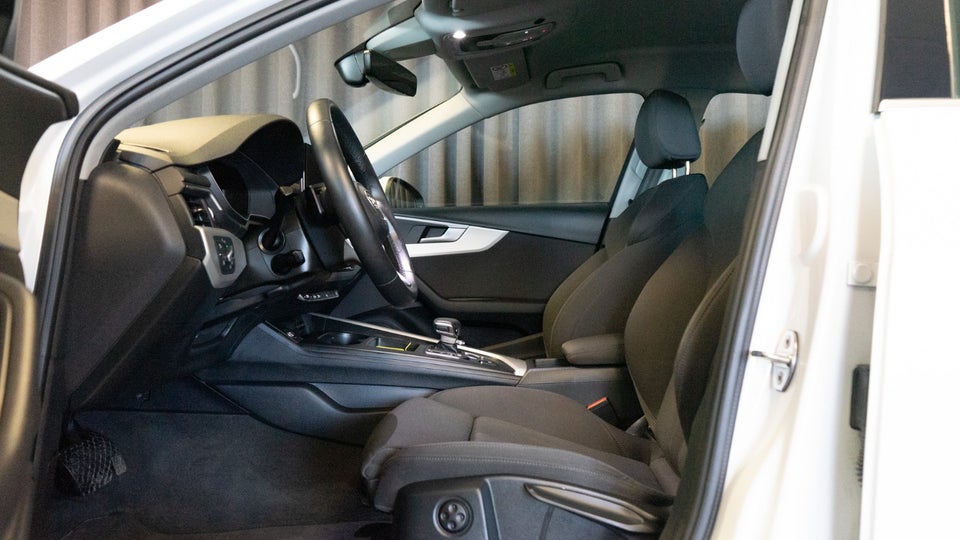 Audi A4 40 TFSi Prestige plus Avant S-tr. 5d