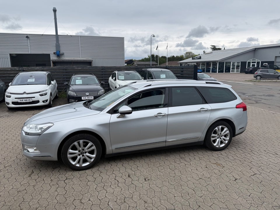 Citroën C5 2,0 HDi 140 Comfort Tourer 5d