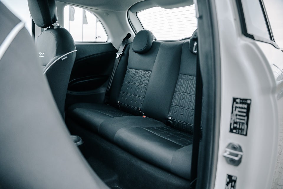 Fiat 500e 24 Action 3d