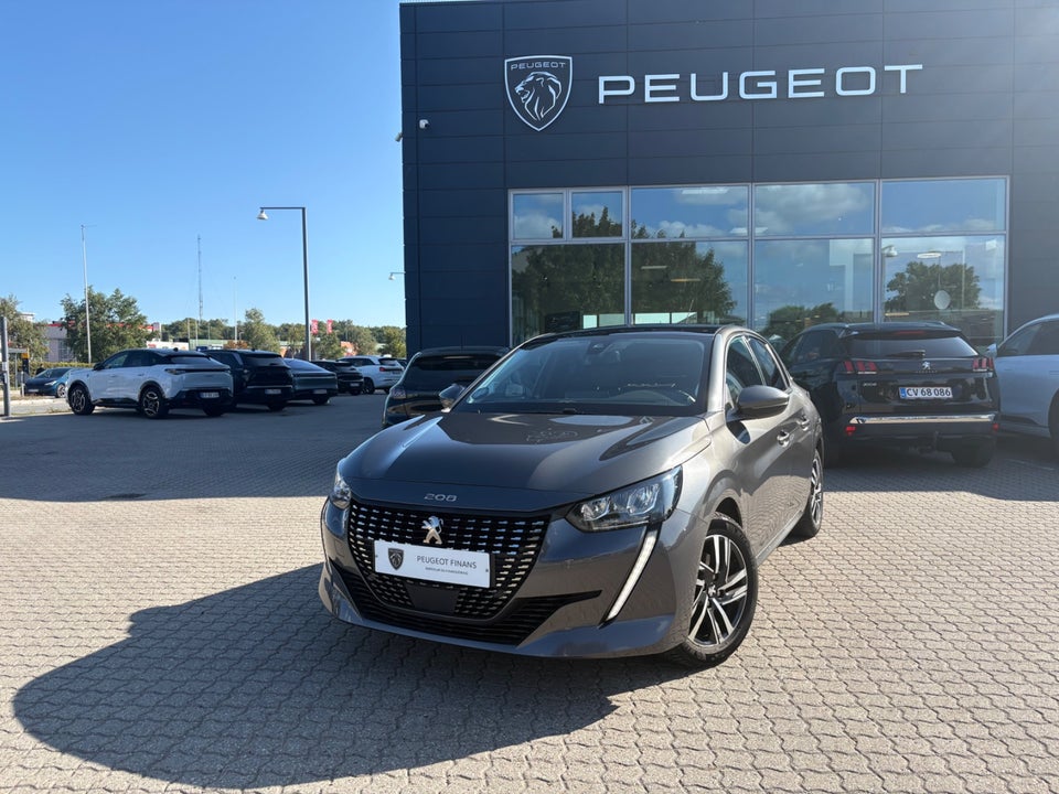 Peugeot 208 1,2 PureTech 100 Allure Sky 5d
