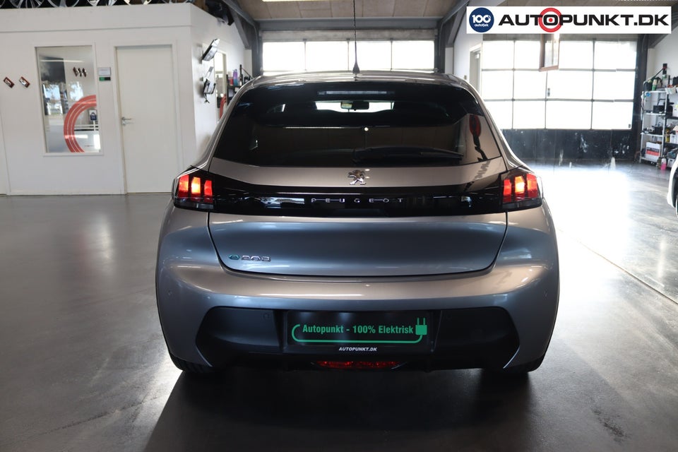 Peugeot e-208 50 Active Pack 5d