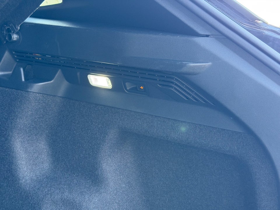 VW ID.4 77 Business Performance 5d