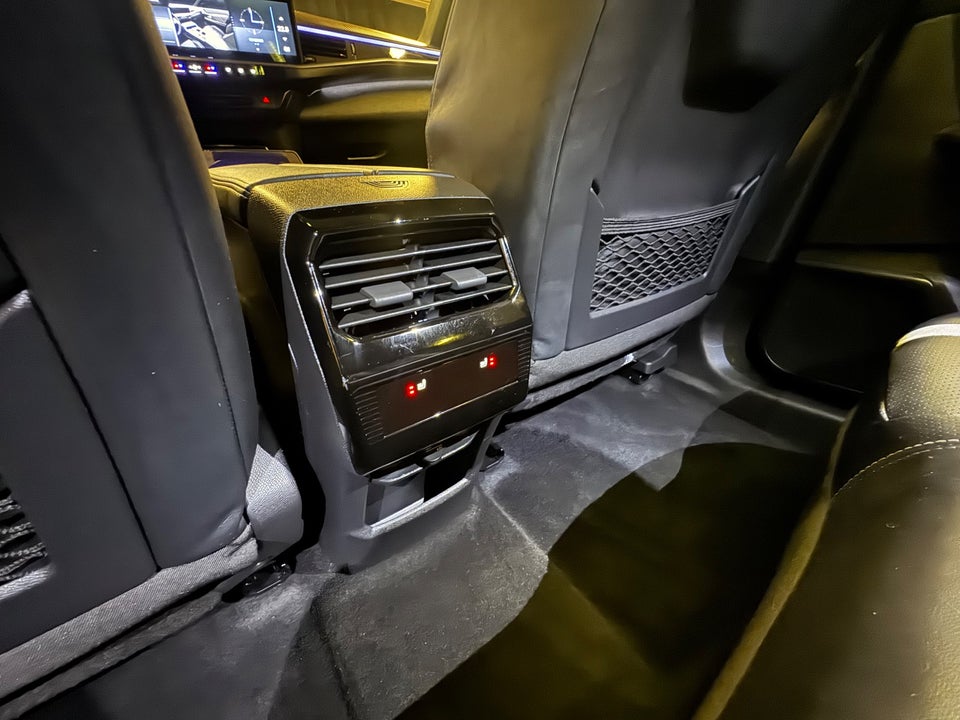 Opel Grandland-e 73 GS Sky 5d