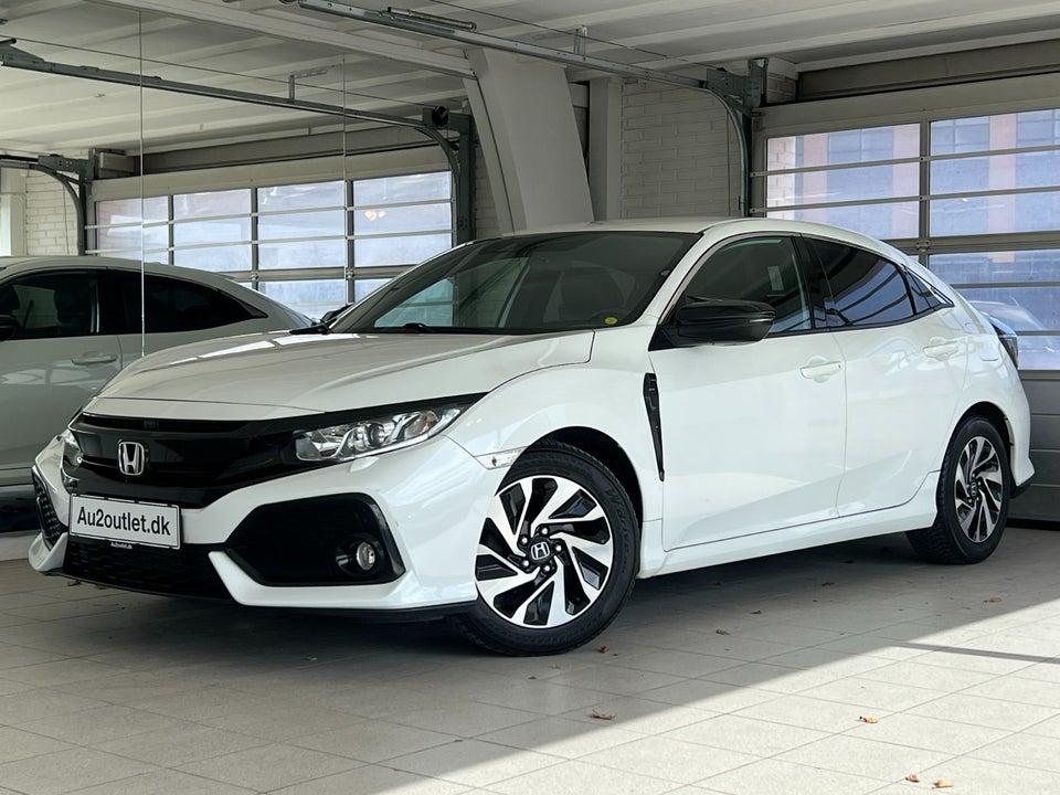 Honda Civic 1,0 VTEC Turbo Elegance CVT 5d