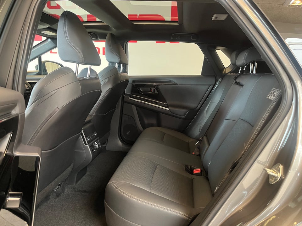 Toyota bZ4X Executive 5d