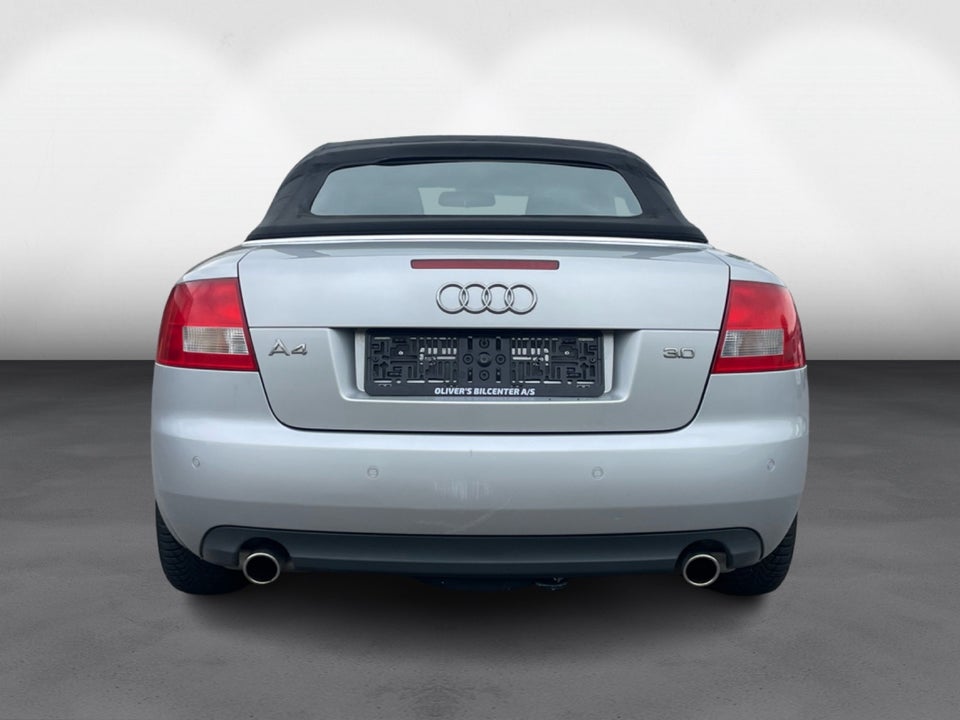 Audi A4 3,0 V6 Cabriolet Multitr. 2d