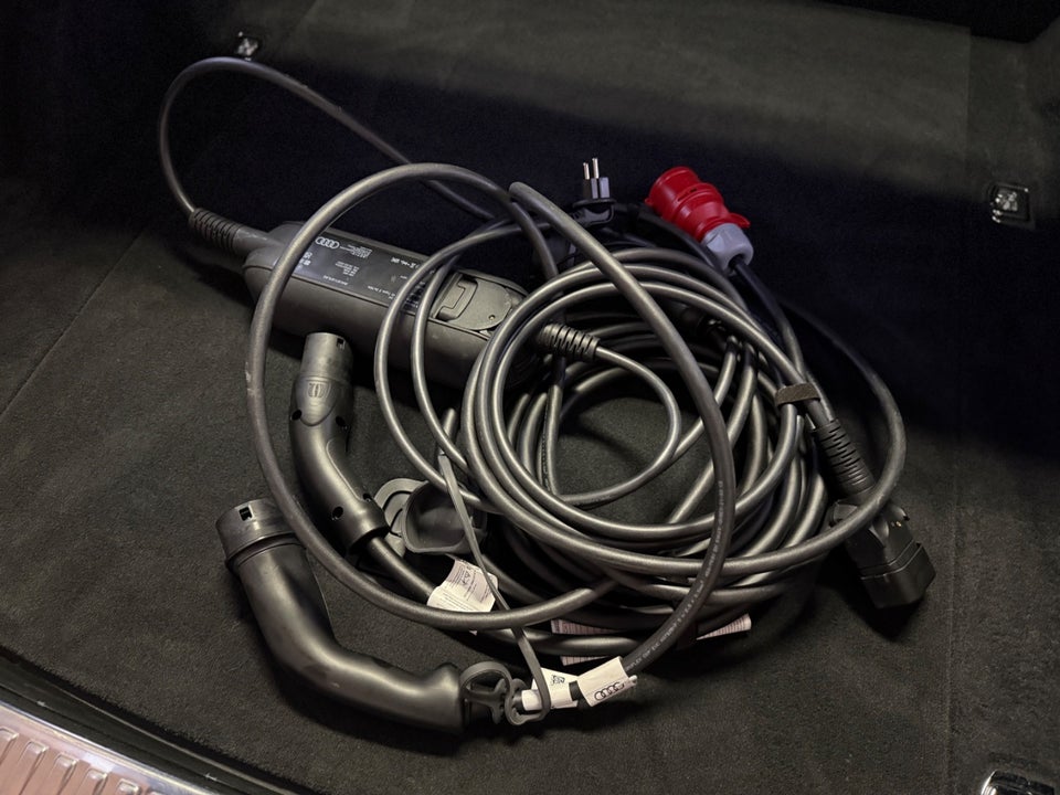 Audi e-tron 55 Black Edition S-line Sportback quattro 5d