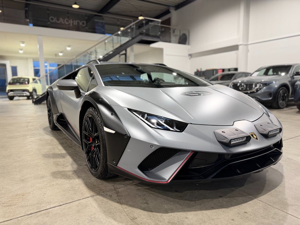 Lamborghini Huracan 5,2 Sterrato 2d