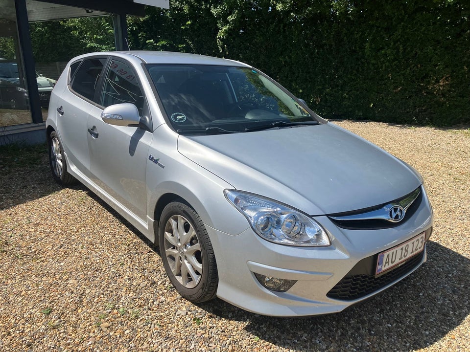 Hyundai i30 1,6 CRDi 90 Blue Drive 5d
