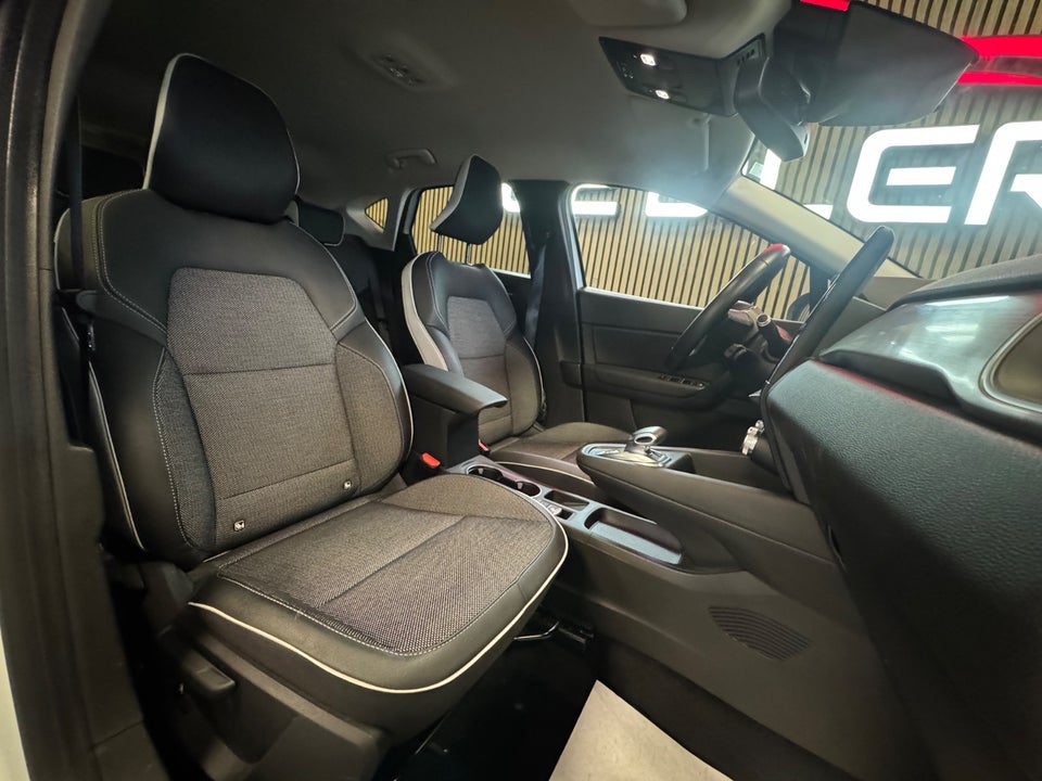 Renault Captur 1,6 E-Tech Intens 5d