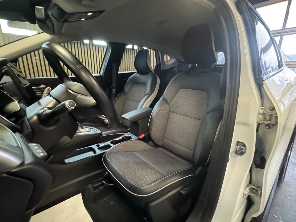 Renault Captur 1,6 E-Tech Intens 5d