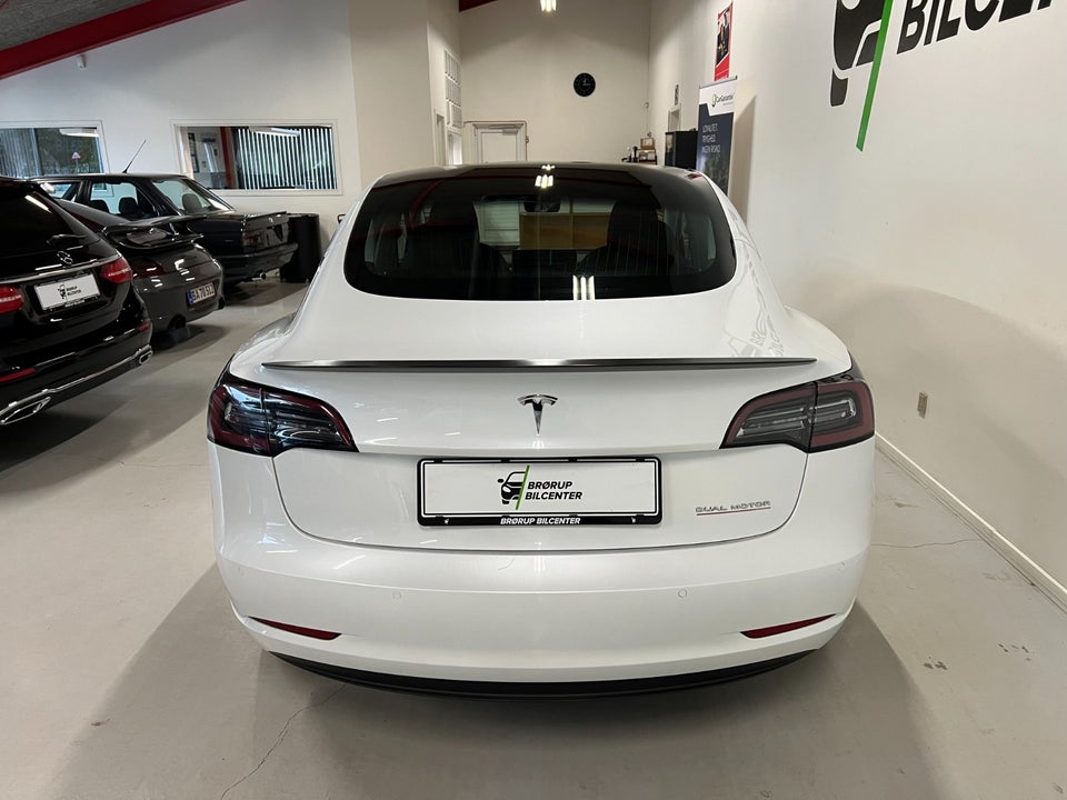 Tesla Model 3 Performance AWD 4d